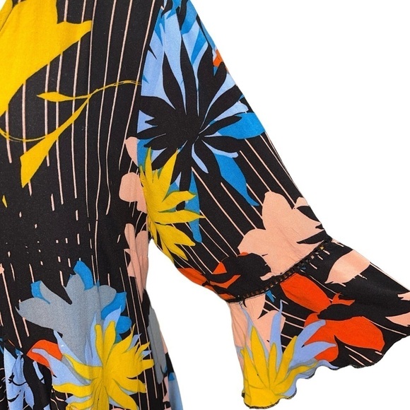 Loralette Women's Dress Size 20 Multicolor Floral Tie Back Bell Sleeves V-Neck - Picture 2 of 9